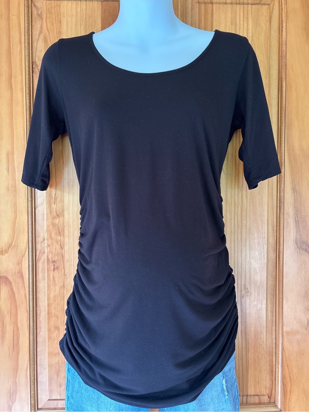 A Pea in the Pod maternity tee